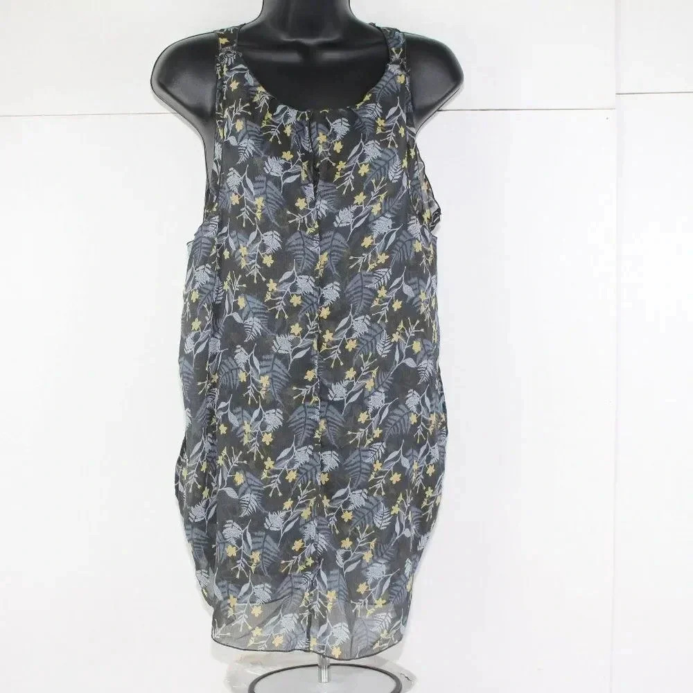 cabi ladies blouse size M